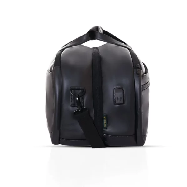 drifter smart suitcase duffel bag, usb charging port, TSA lock, split opens like suitcase, black