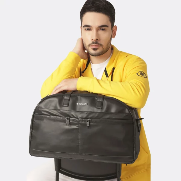 drifter smart suitcase duffel bag, usb charging port, TSA lock, split opens like suitcase, black